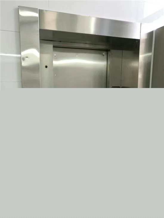 传菜电梯